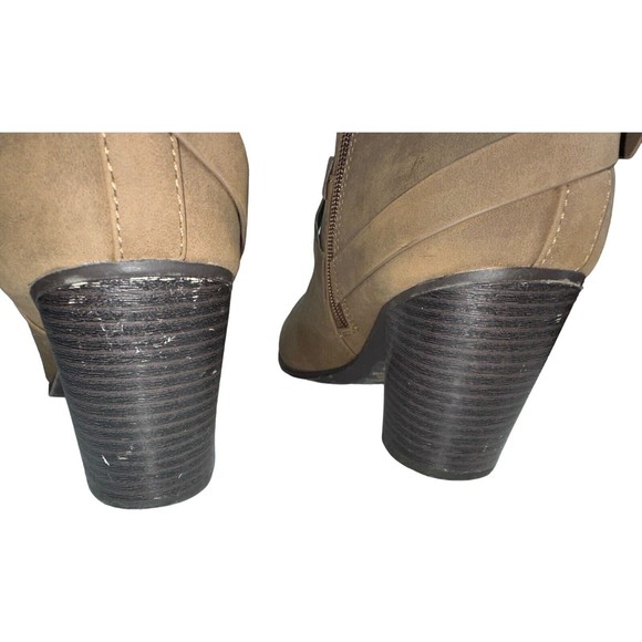 Suede Brown Heeled Strappy Buckle Zippered Womens 8 Ankle Boots Booties - Picture 6 of 14